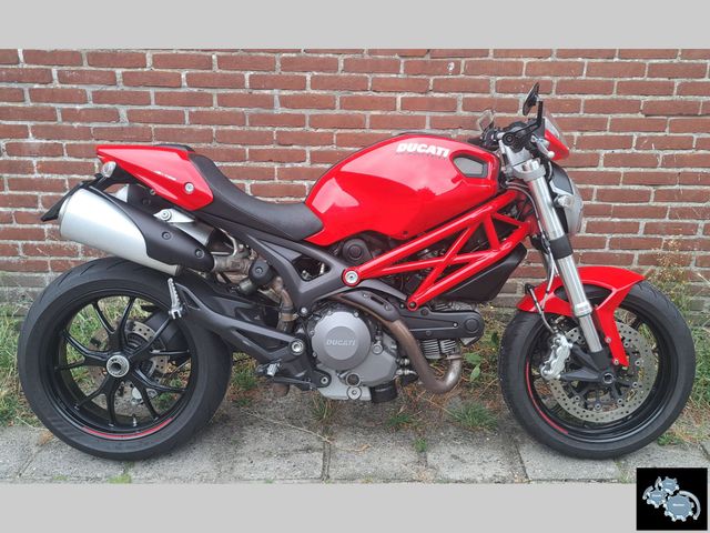 ducati - 796-monster