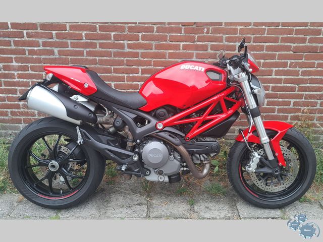 ducati - 796-monster