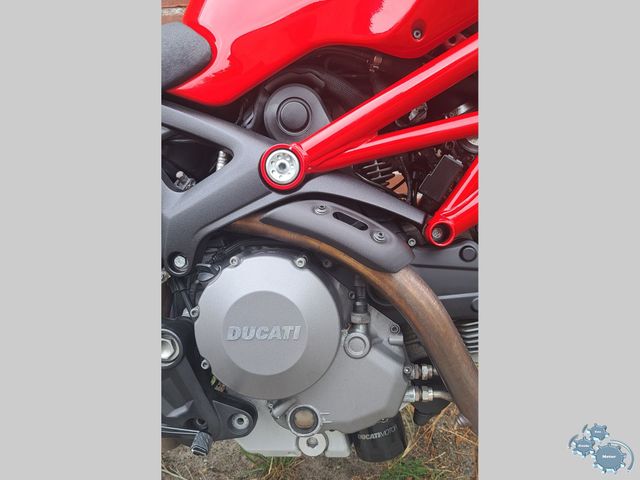 ducati - 796-monster