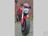 DUCATI 796 MONSTER