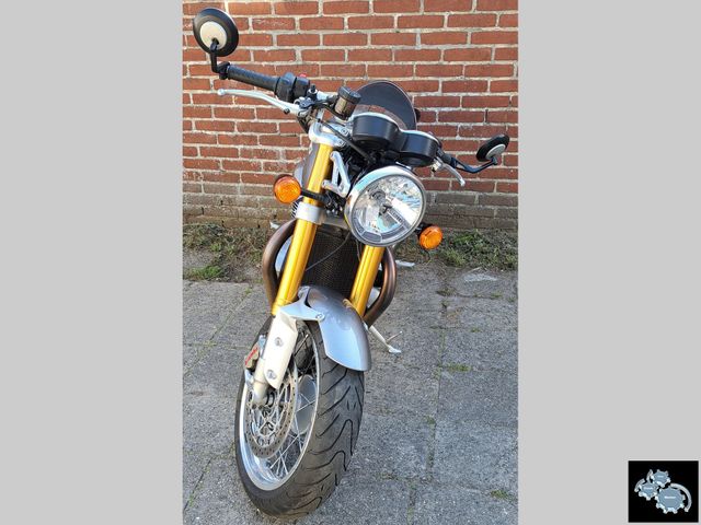 triumph - thruxton-1200-r
