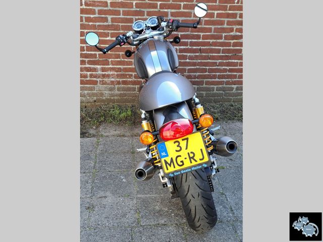 triumph - thruxton-1200-r