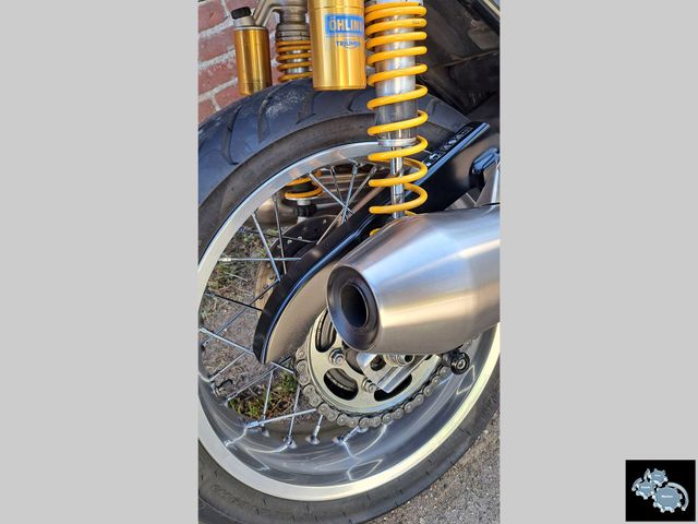 triumph - thruxton-1200-r