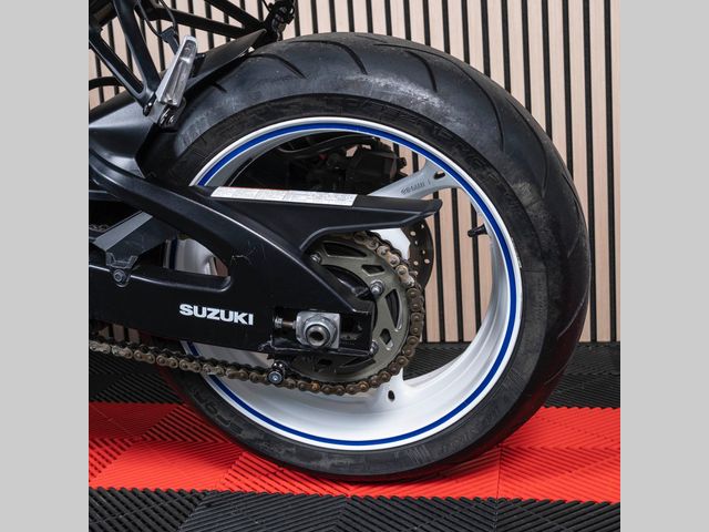 suzuki - gsx-r-600