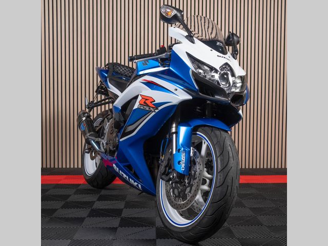 suzuki - gsx-r-600