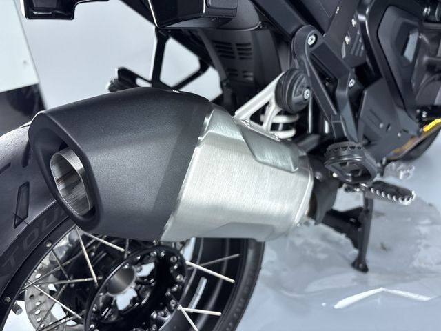 bmw - r-1300-gs-adventure