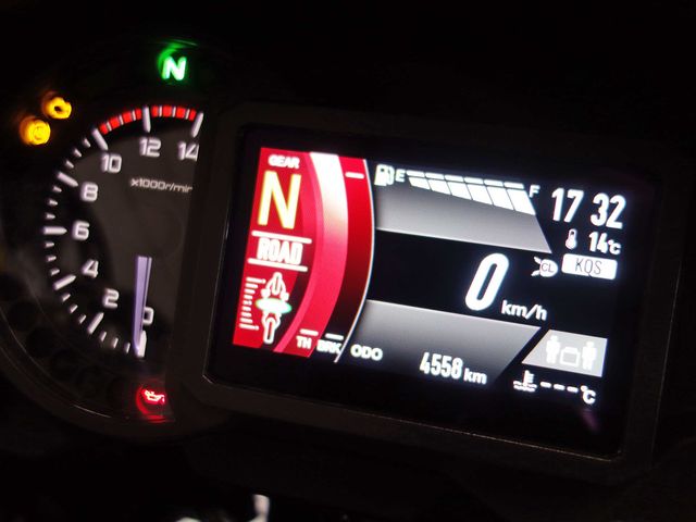 kawasaki - versys-1100-se-grand-tourer