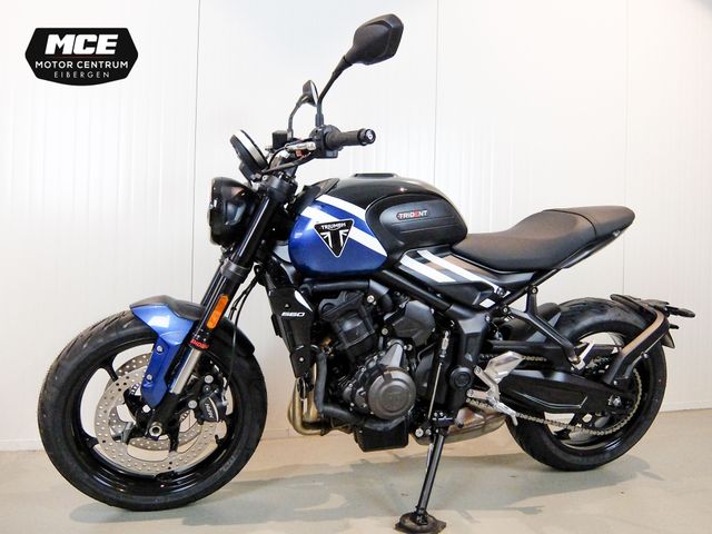 triumph - trident-660