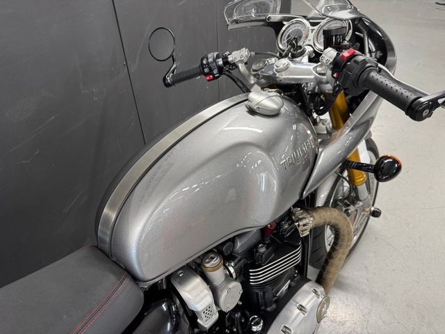 triumph - thruxton-1200-r