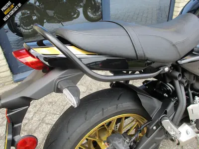 KAWASAKI Z650RS – foto 3