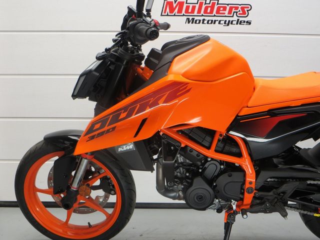 ktm - 390-duke-abs