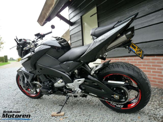 suzuki - b-king-1300