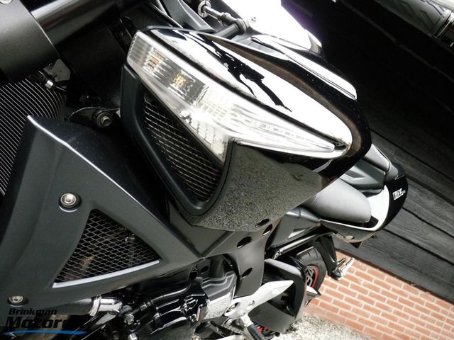 suzuki - b-king-1300