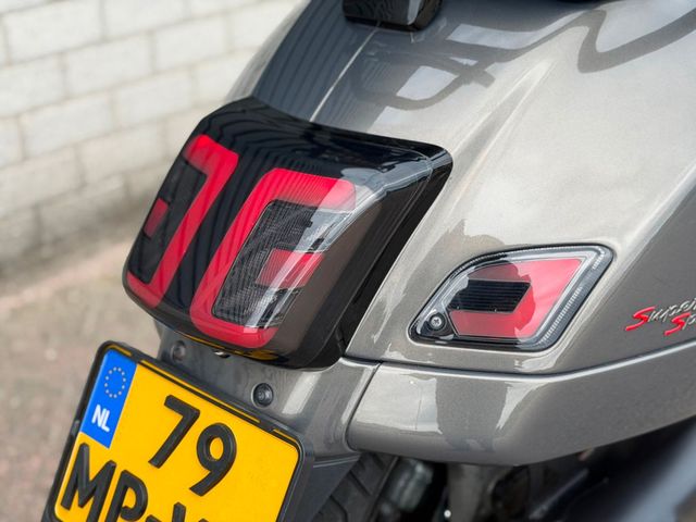 vespa - gts-300