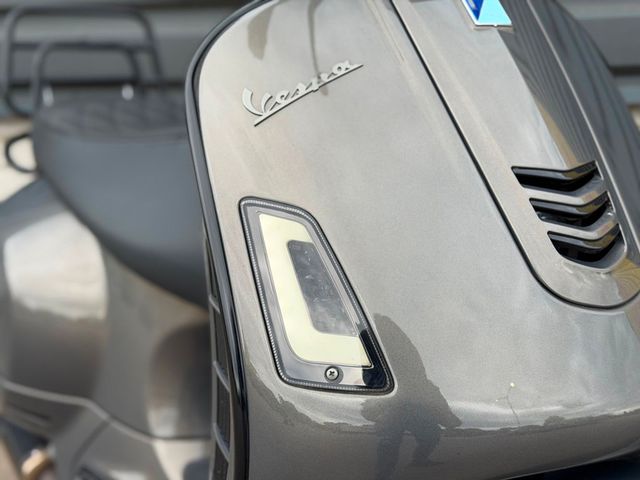 vespa - gts-300
