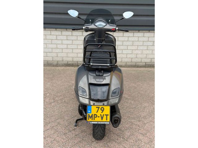 vespa - gts-300