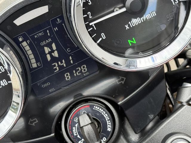 kawasaki - z900rs-se