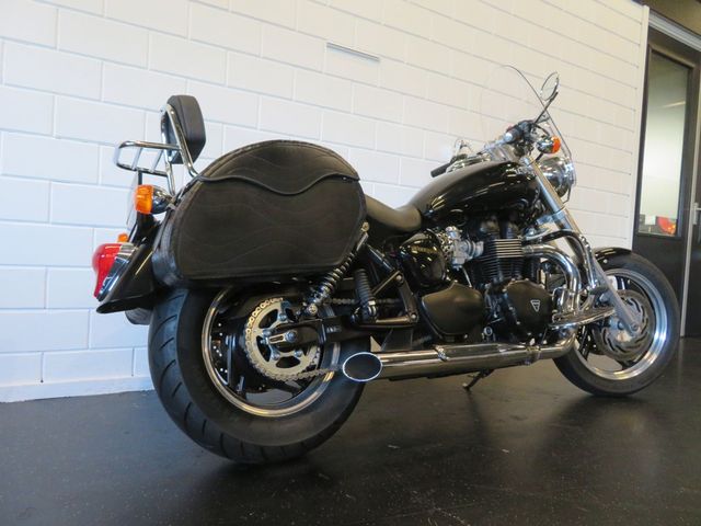 triumph - speedmaster