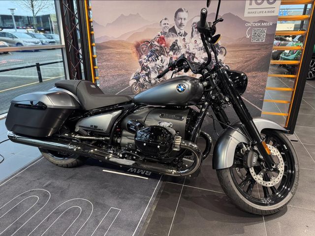 bmw - r-18-rocktane