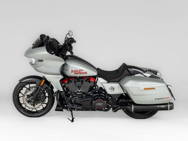 harley-davidson - road-glide-screamin-eagle-cvo-fltrxse