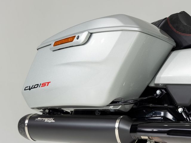 harley-davidson - road-glide-screamin-eagle-cvo-fltrxse