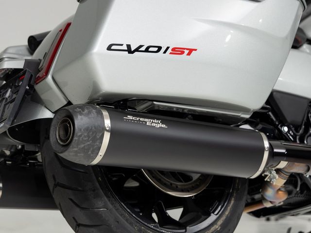 harley-davidson - road-glide-screamin-eagle-cvo-fltrxse