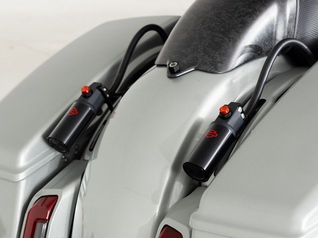 harley-davidson - road-glide-screamin-eagle-cvo-fltrxse