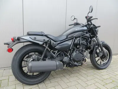 KAWASAKI ELIMINATOR 500 SE – foto 2