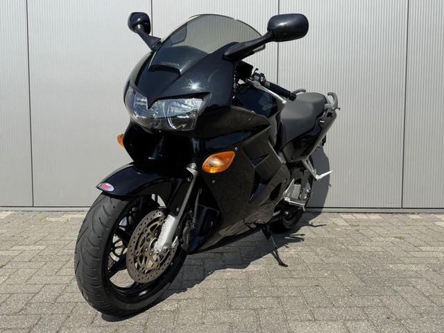 honda - vfr-800-fi
