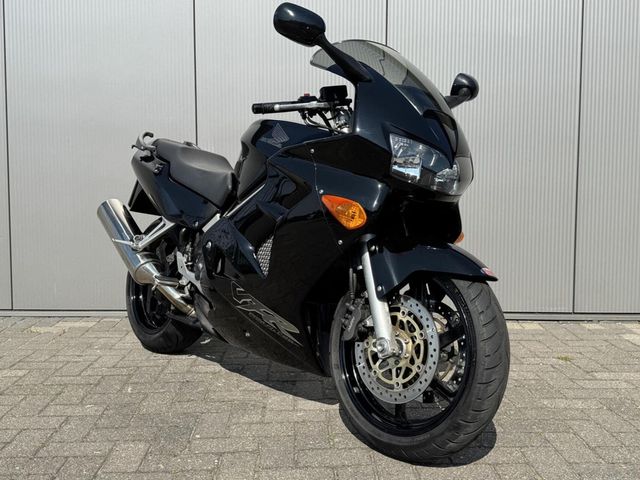 honda - vfr-800-fi