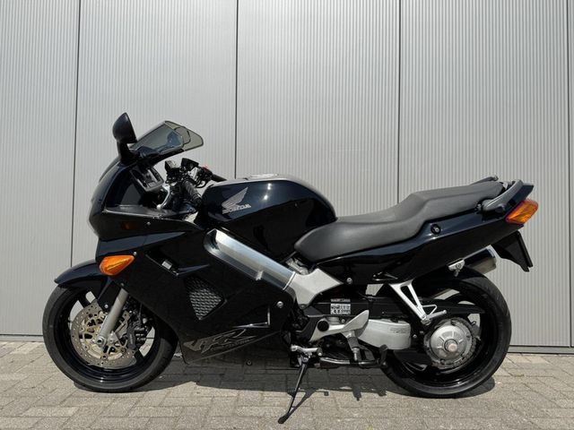 honda - vfr-800-fi