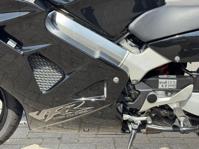 honda - vfr-800-fi