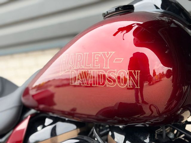 harley-davidson - street-glide-st-flhxst