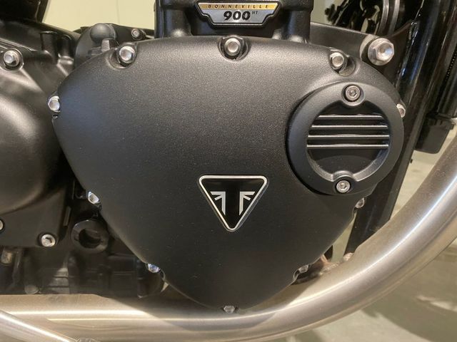 triumph - bonneville-t-100-chrome-edition