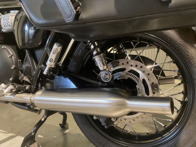triumph - bonneville-t-100-chrome-edition