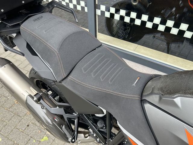 ktm - 1290-super-adventure-s