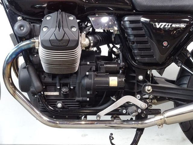 moto-guzzi - v-7-ii-special
