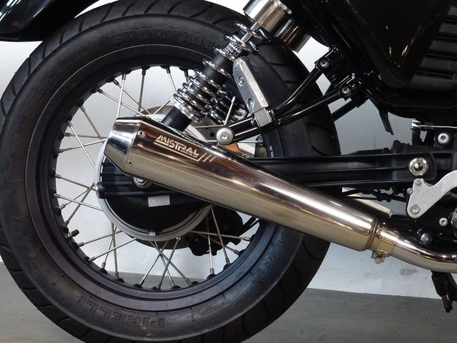moto-guzzi - v-7-ii-special