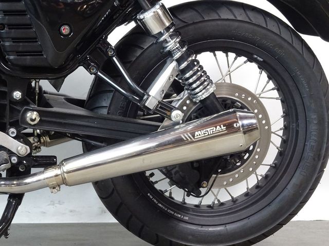 moto-guzzi - v-7-ii-special