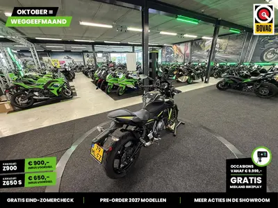 KAWASAKI Z650 – foto 3