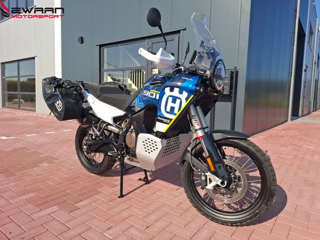husqvarna - norden-901-expedition