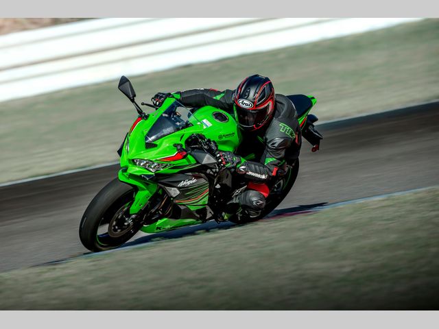 kawasaki - ninja-zx-4rr