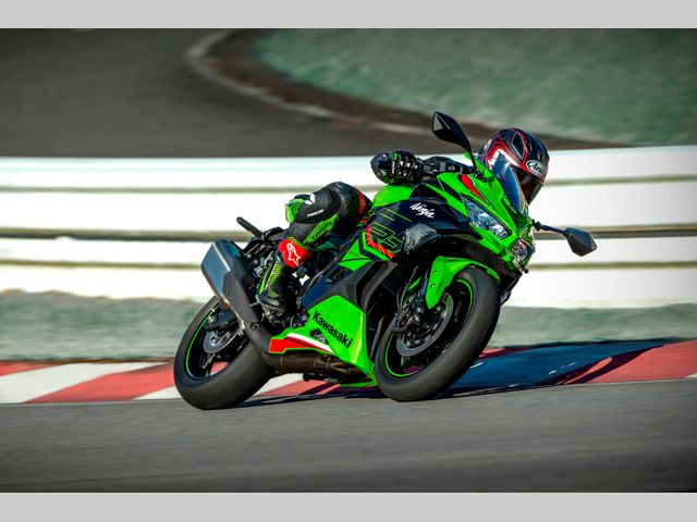 kawasaki - ninja-zx-4rr