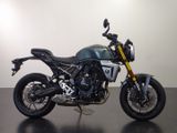 SUZUKI GSX-8T