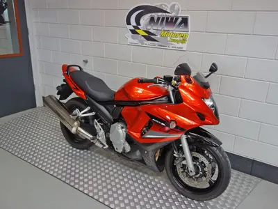 SUZUKI GSX 650 F – foto 2