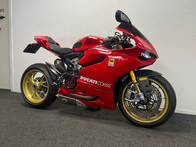 ducati - 1199-panigale-s