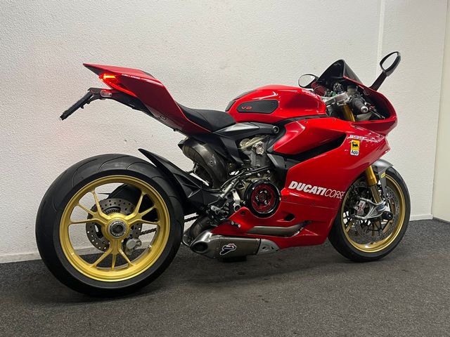 ducati - 1199-panigale-s