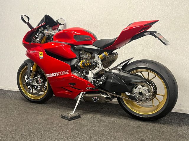 ducati - 1199-panigale-s