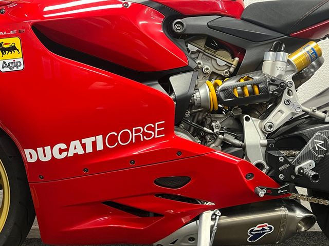 ducati - 1199-panigale-s