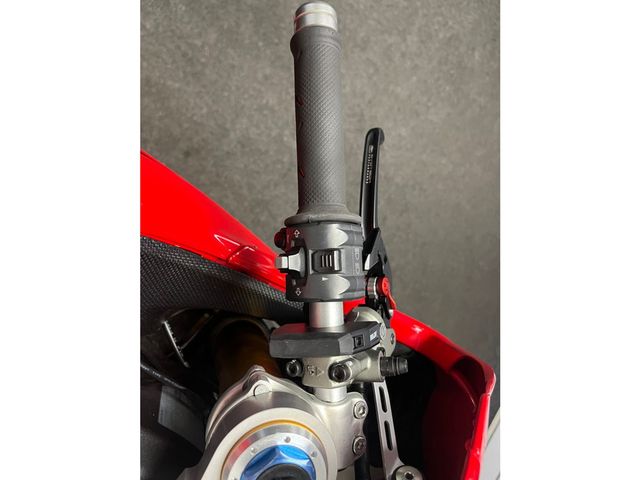 ducati - 1199-panigale-s